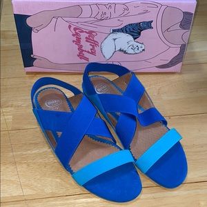 NIB AUTH JEFFREY CAMPBELL YANG FLAT STRETCH SANDAL
